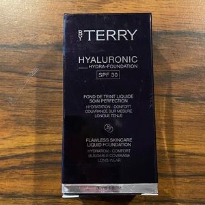 ByTerry Hyaluronic Hydra Foundation with SPF 30